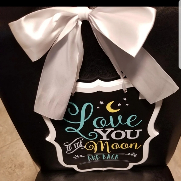 Sign - Picture 1 of 2